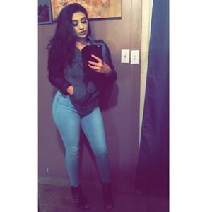 Meet your Posher, Vanessa